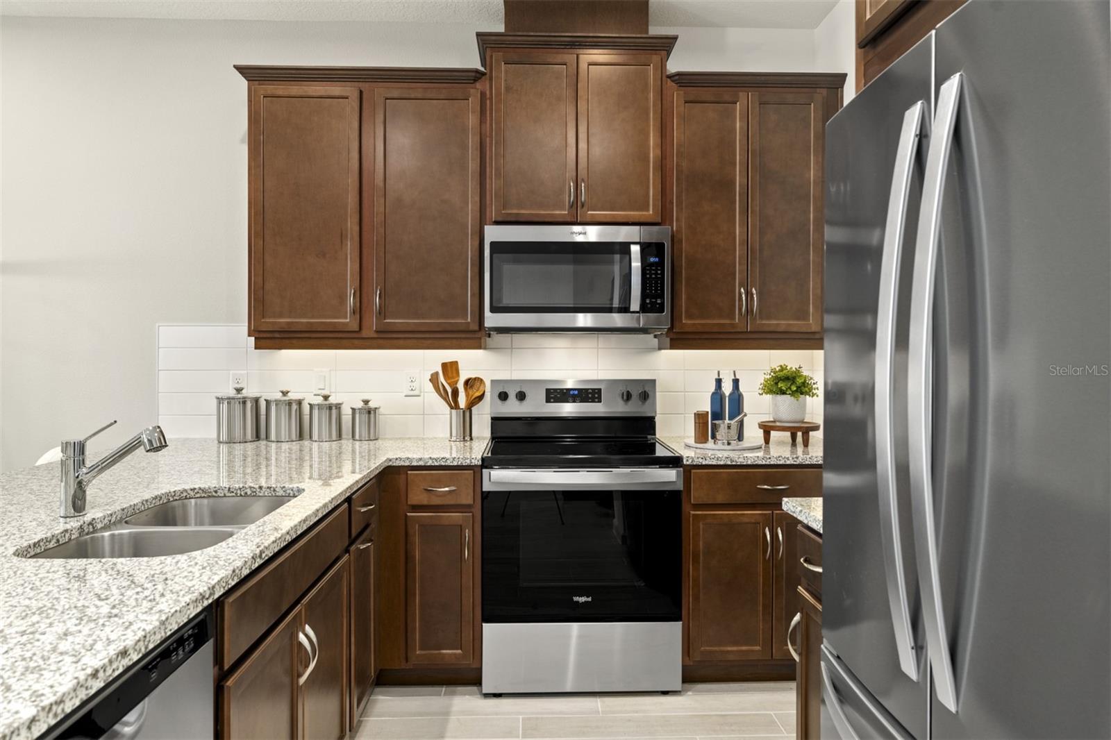 Image 13 of 18 For 9868 Walkway Drive