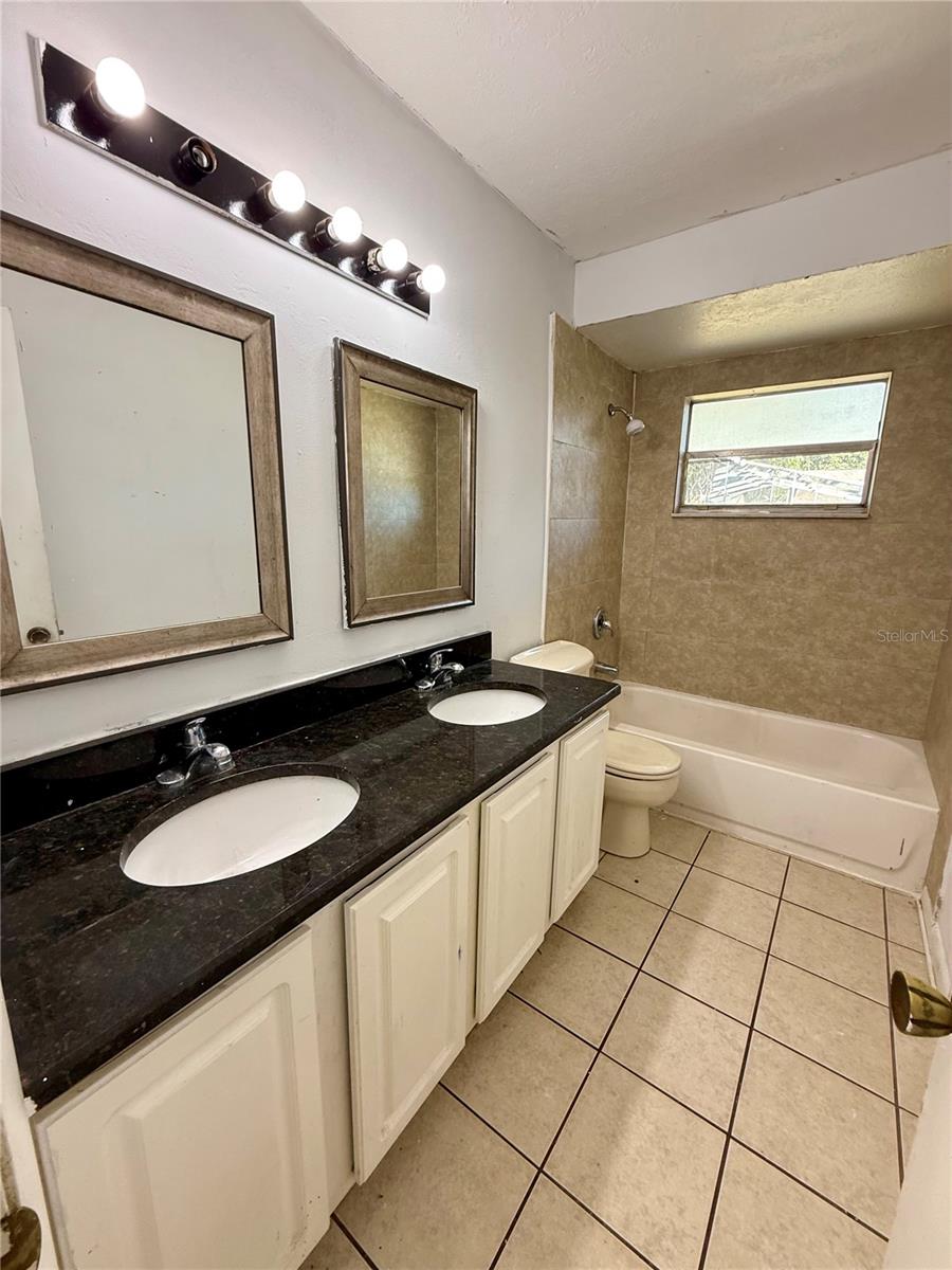 Image 12 of 25 For 7373 Laurel Hill Drive