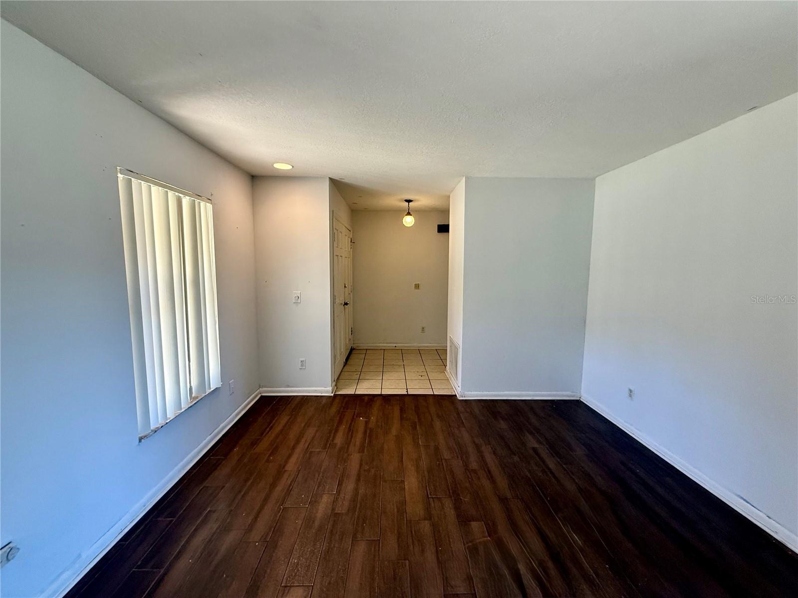 Image 4 of 25 For 7373 Laurel Hill Drive