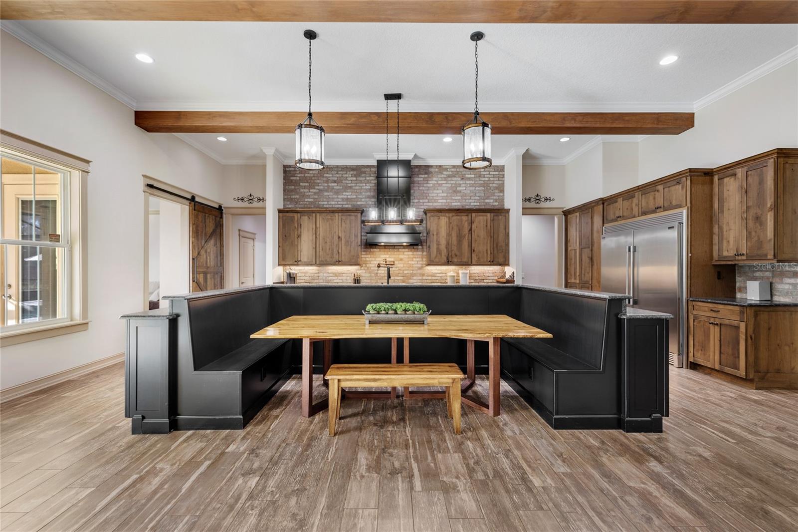 Image 10 of 59 For 22220 Deer Park Avenue