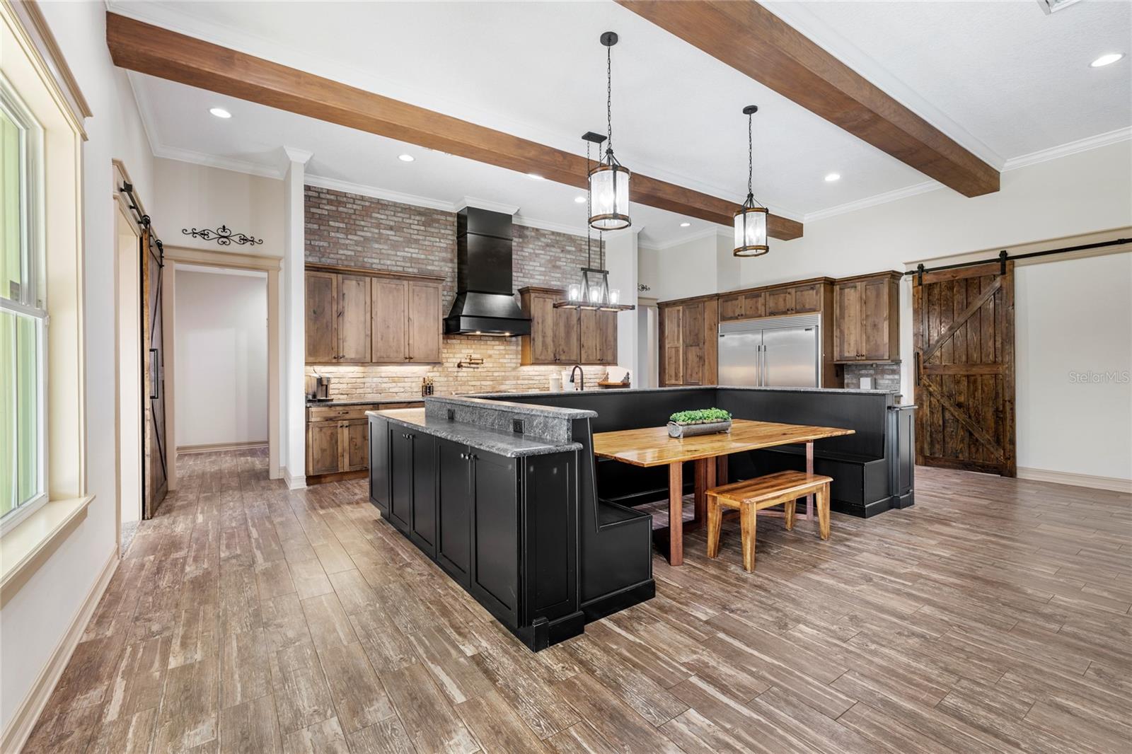 Image 11 of 59 For 22220 Deer Park Avenue