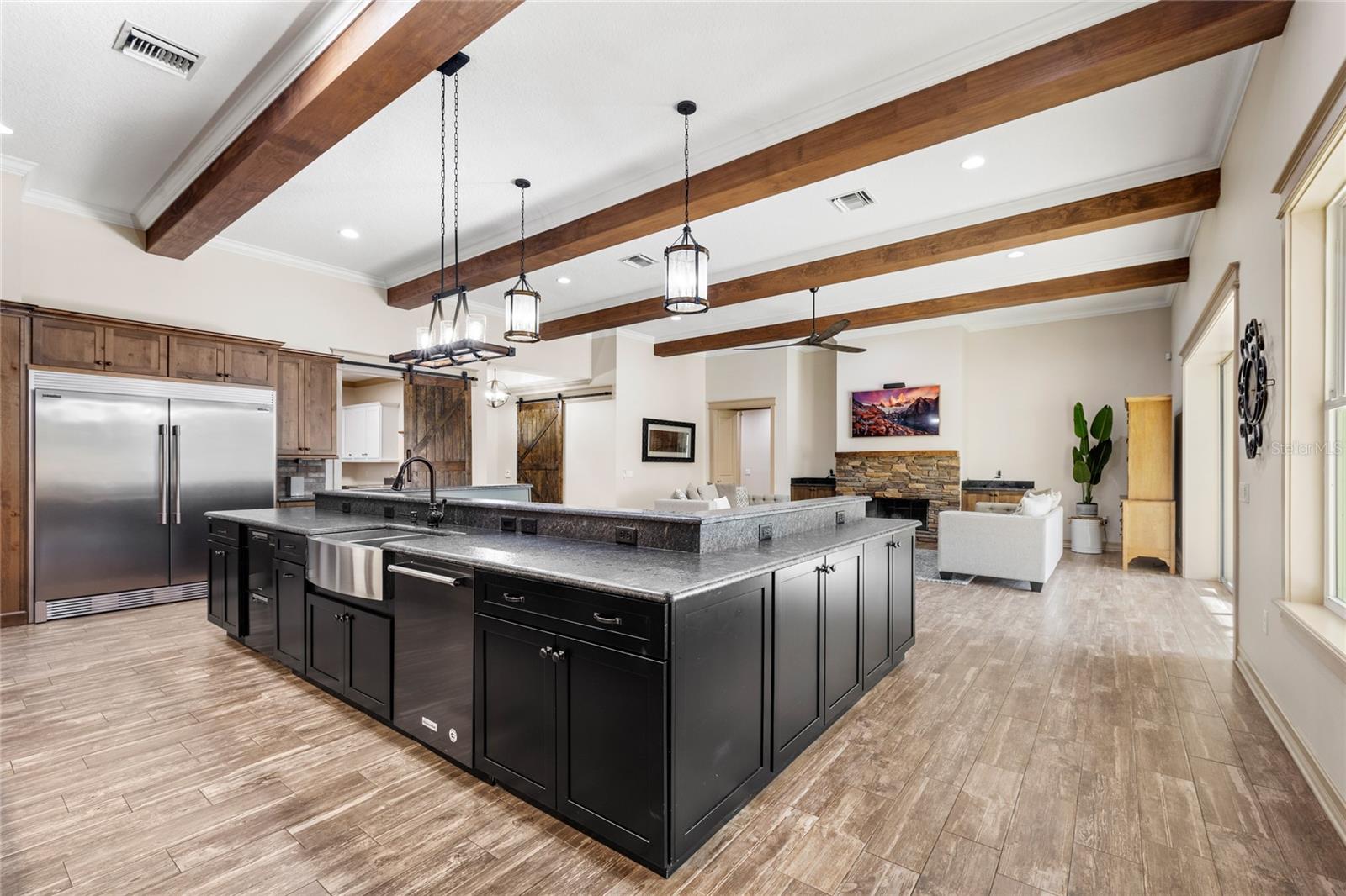 Image 13 of 59 For 22220 Deer Park Avenue