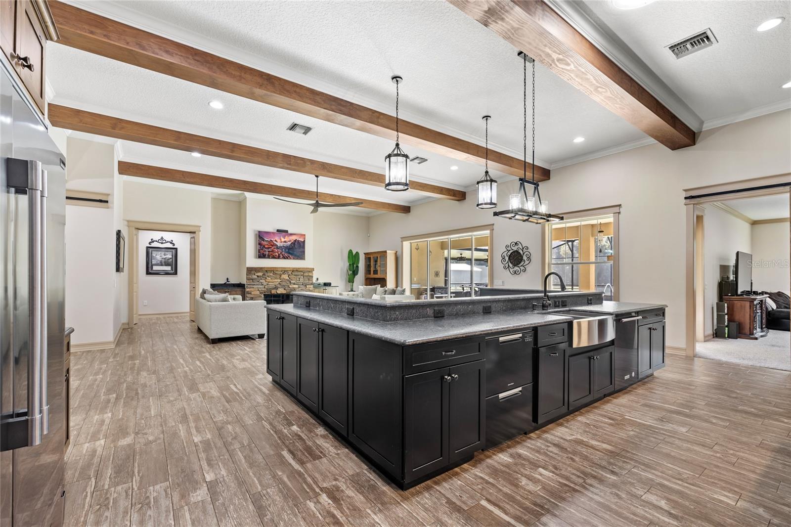 Image 15 of 59 For 22220 Deer Park Avenue