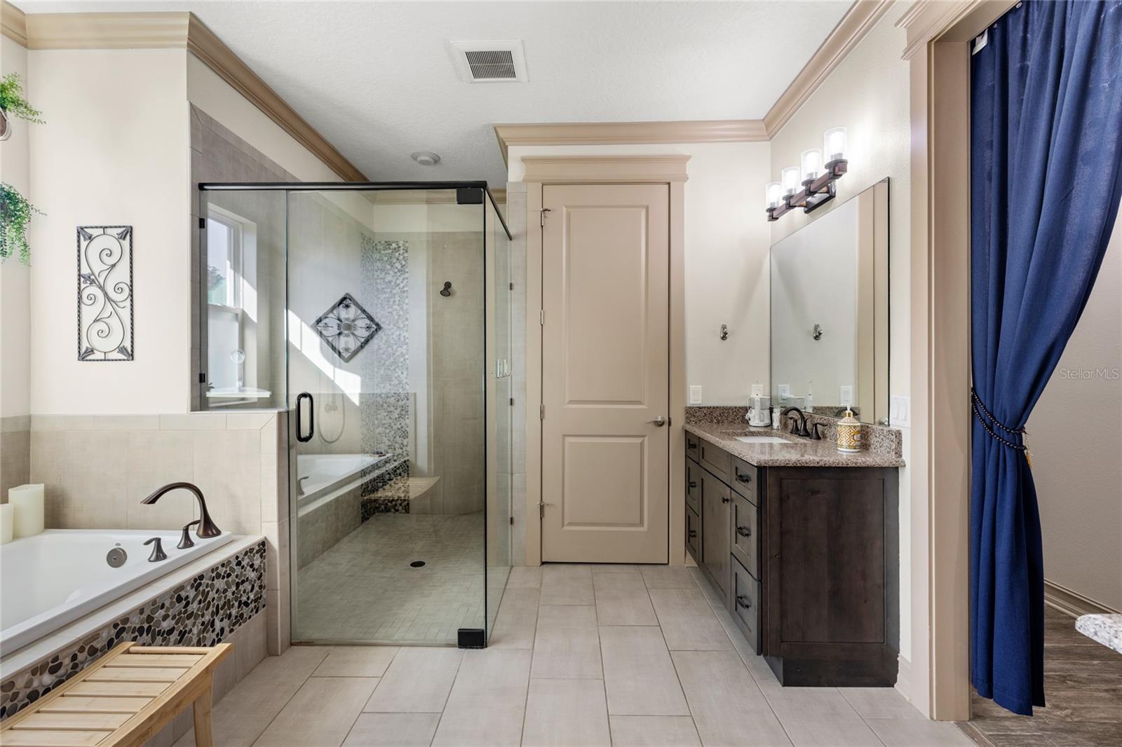 Image 23 of 59 For 22220 Deer Park Avenue