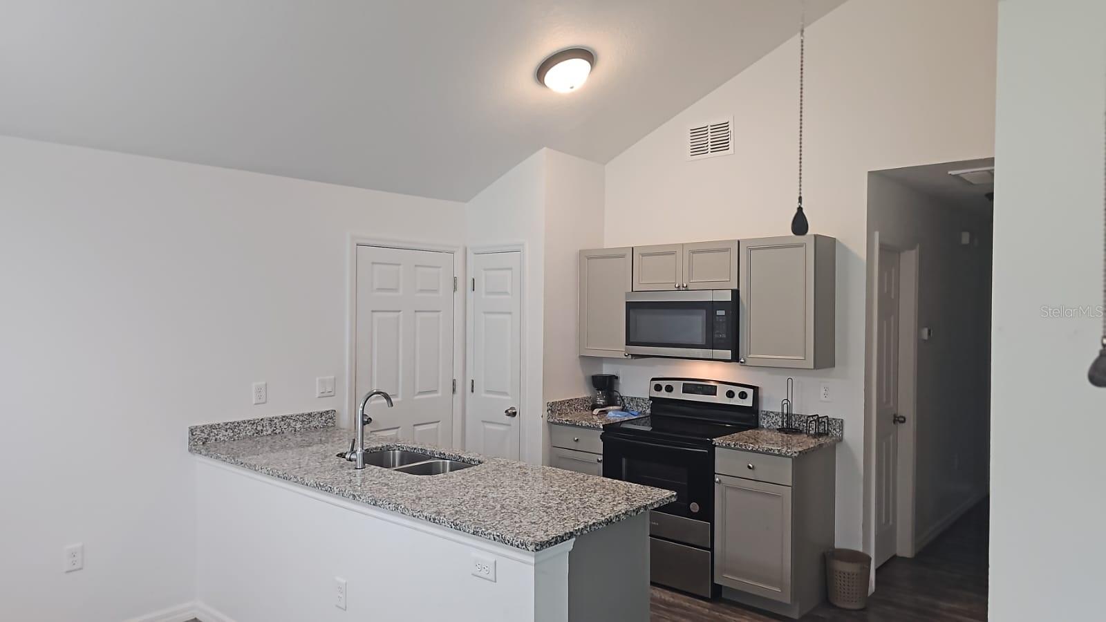 Image 5 of 22 For 15028 24 Place