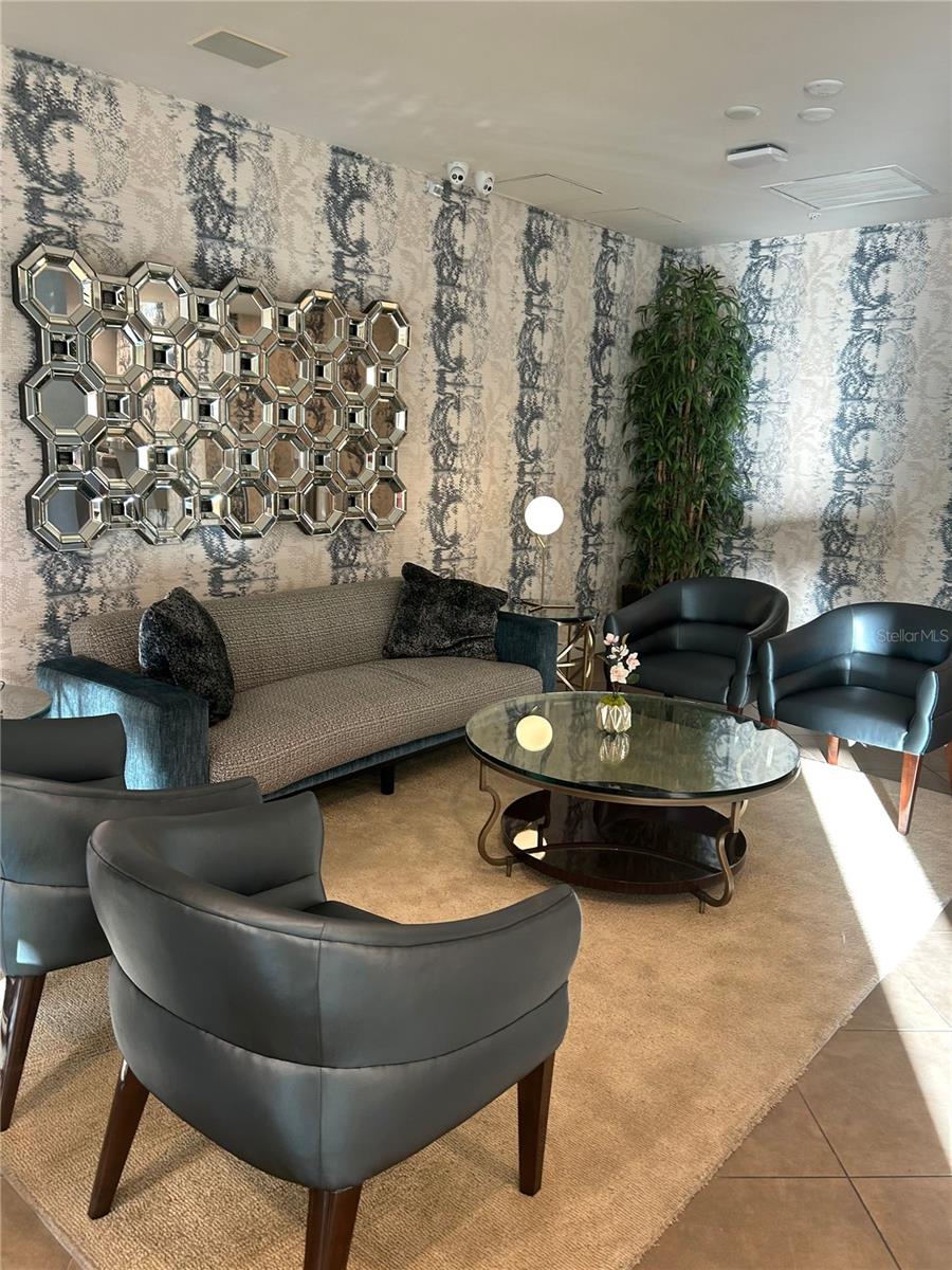 Image 16 of 22 For 100 Eola Drive 1710