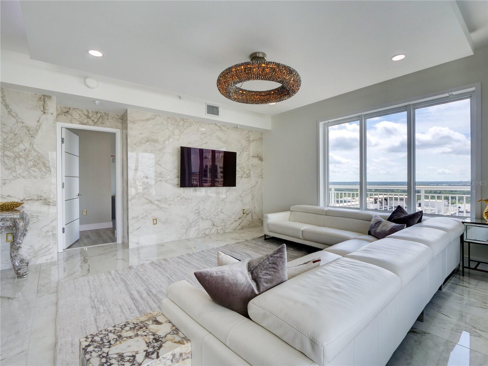 Image 3 of 22 For 100 Eola Drive 1710