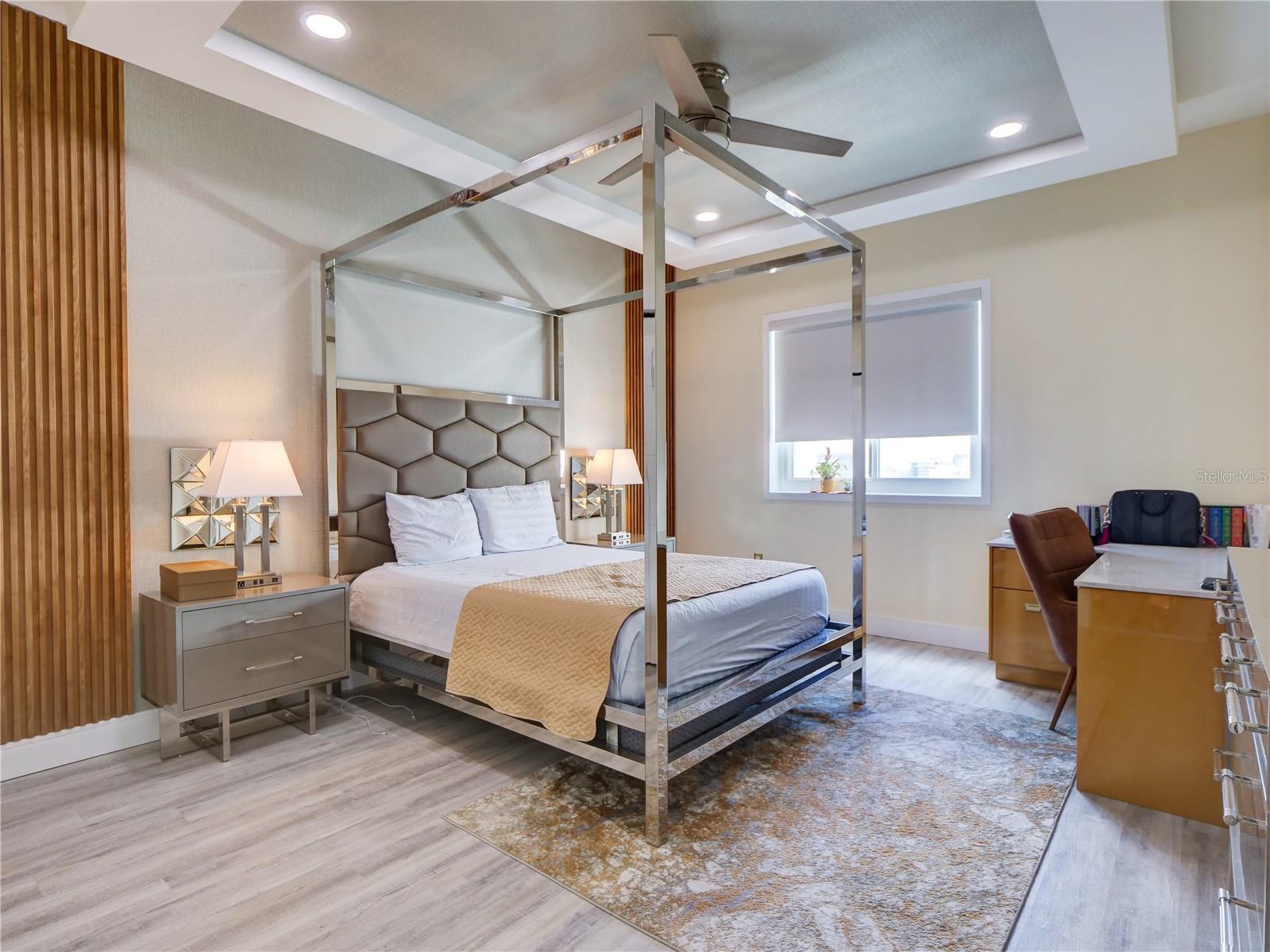 Image 9 of 22 For 100 Eola Drive 1710