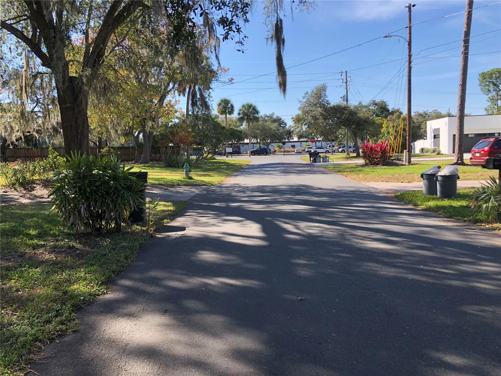 Image 13 of 15 For 3 Lotus Lake Drive