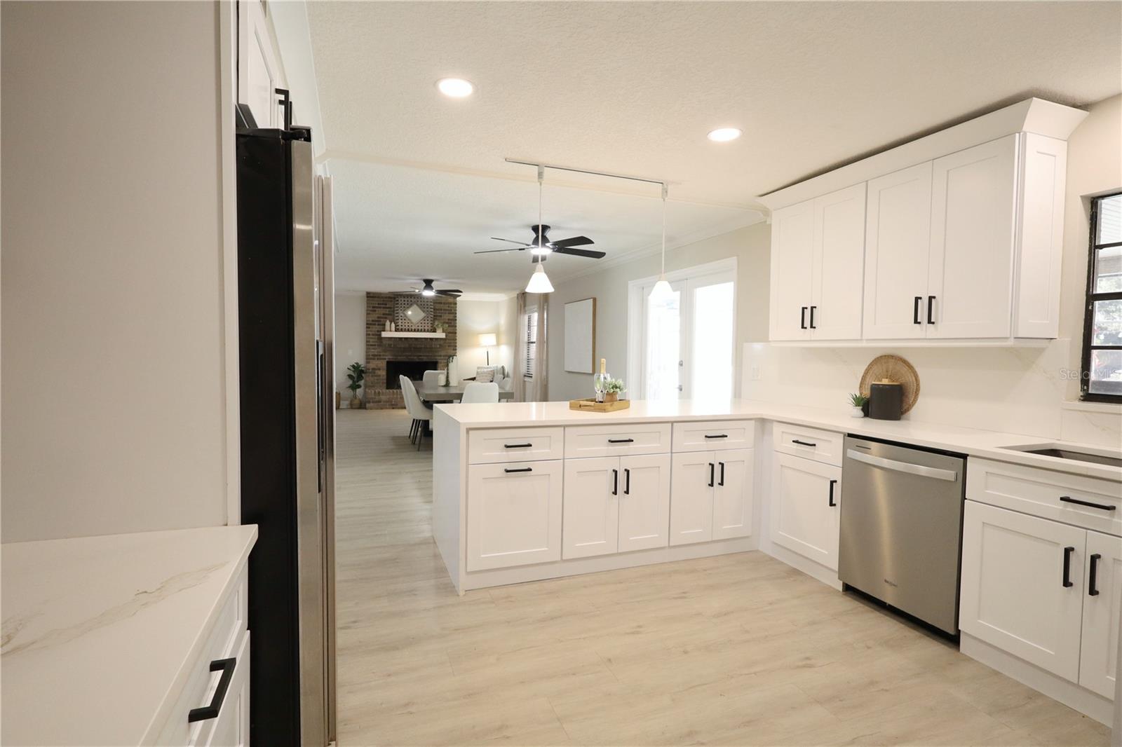 Image 18 of 57 For 1321 Classic Drive