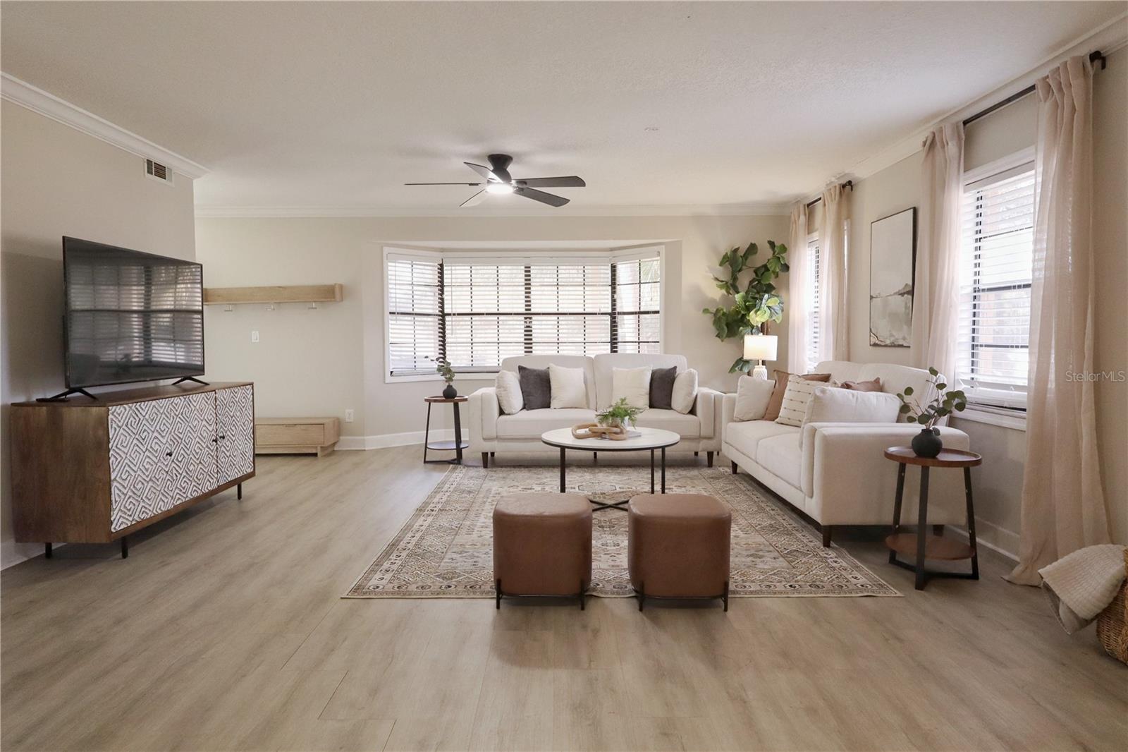 Image 5 of 57 For 1321 Classic Drive