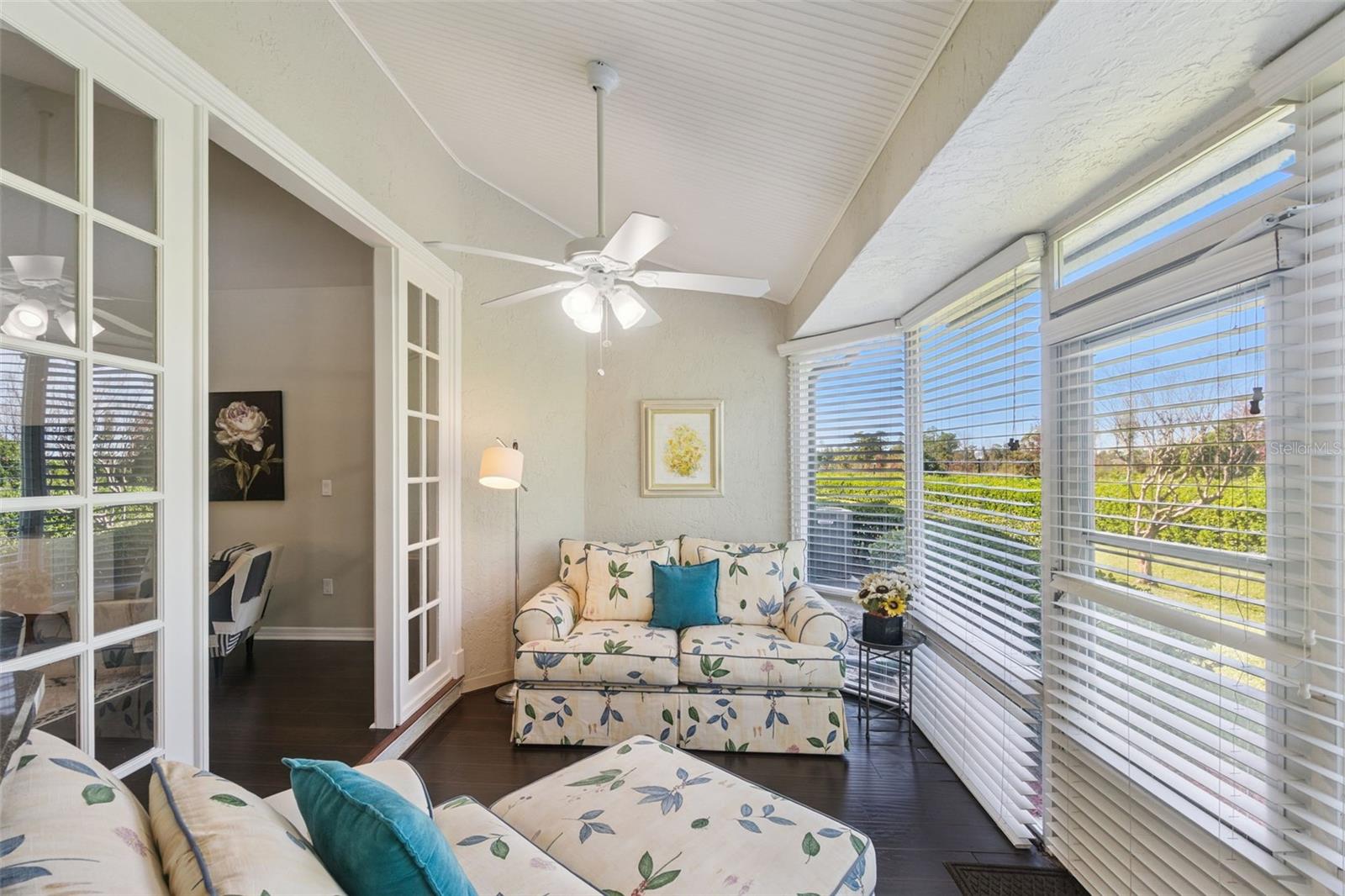 Image 19 of 52 For 100 Wimbledon Circle