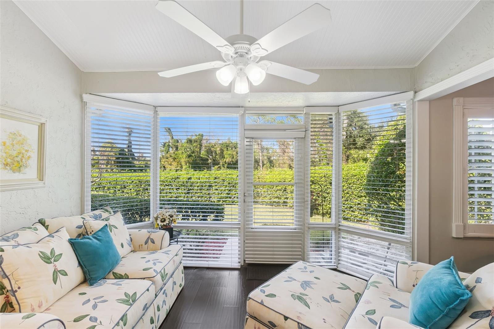 Image 20 of 52 For 100 Wimbledon Circle