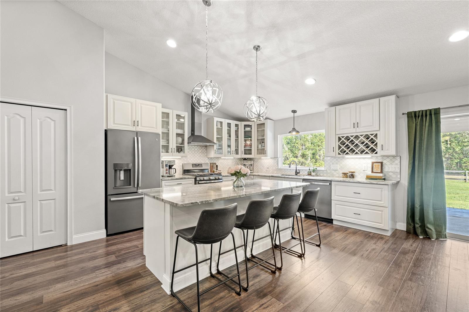 Image 11 of 53 For 22241 Deer Park Avenue