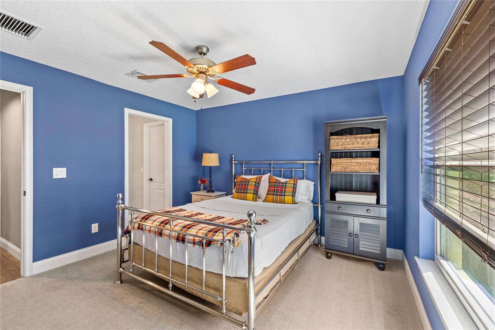 Image 29 of 53 For 22241 Deer Park Avenue