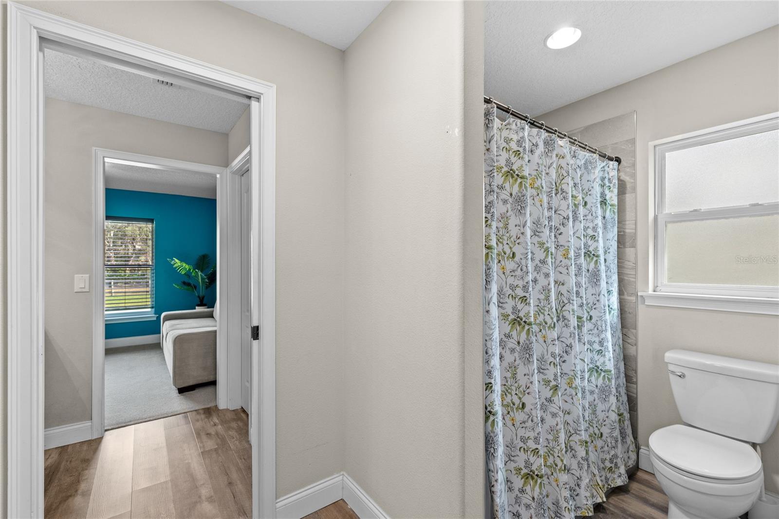 Image 31 of 53 For 22241 Deer Park Avenue