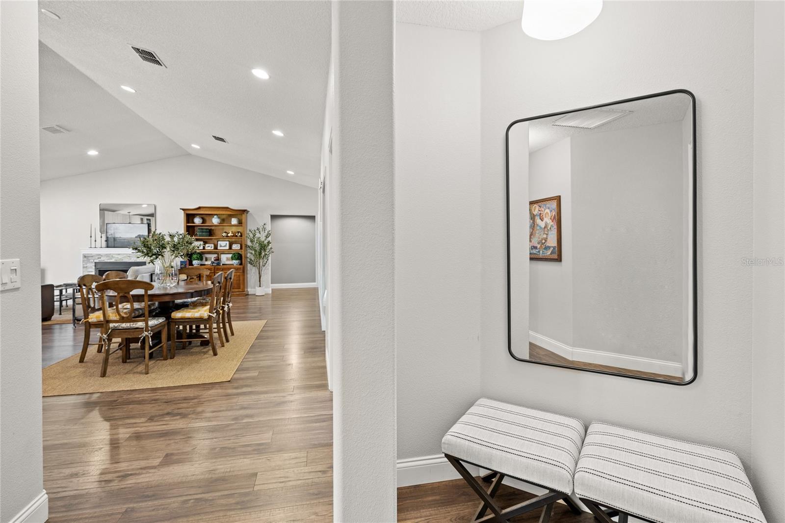 Image 34 of 53 For 22241 Deer Park Avenue