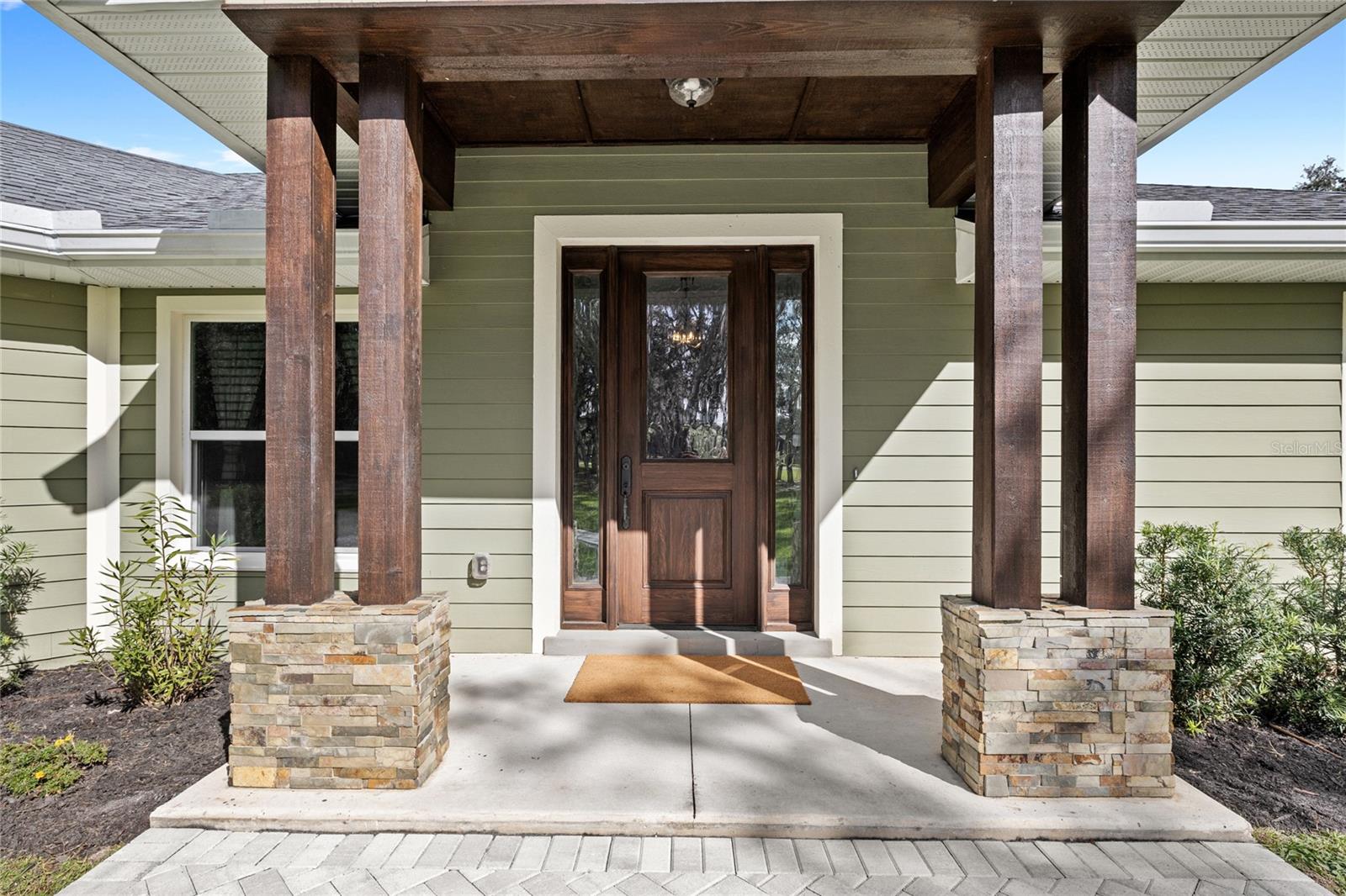 Image 4 of 53 For 22241 Deer Park Avenue