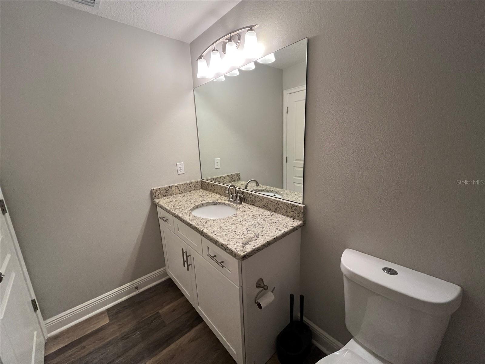 Image 13 of 28 For 2697 Washington Street