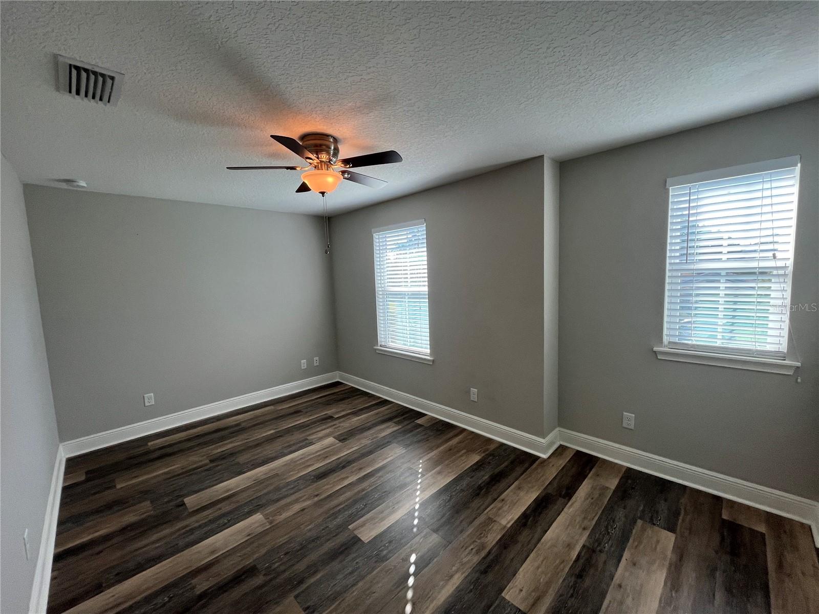 Image 16 of 28 For 2697 Washington Street