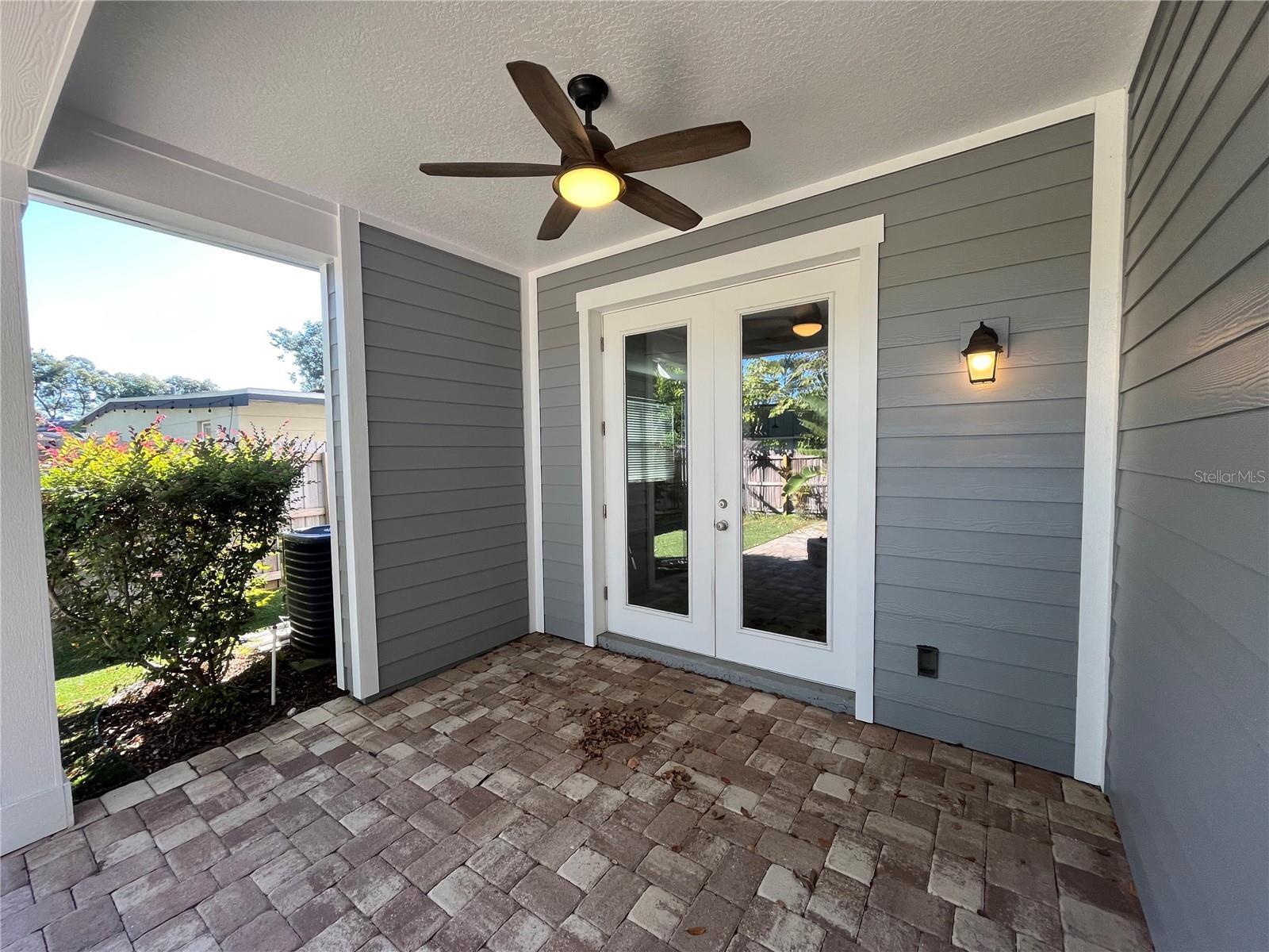 Image 2 of 28 For 2697 Washington Street