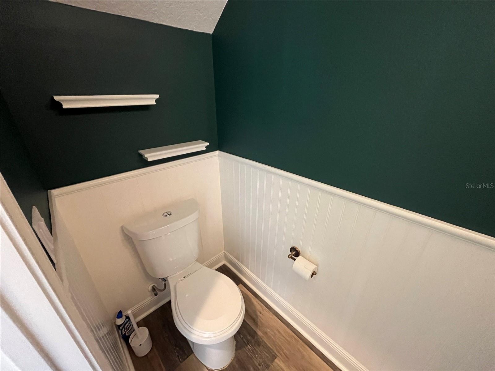 Image 8 of 28 For 2697 Washington Street