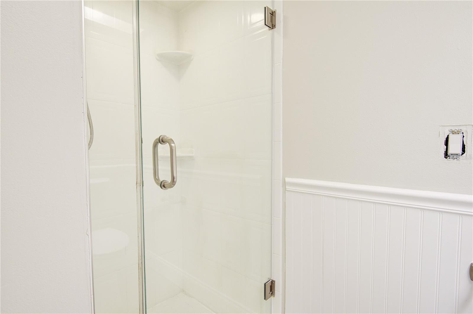 Image 20 of 33 For 506 Club Drive