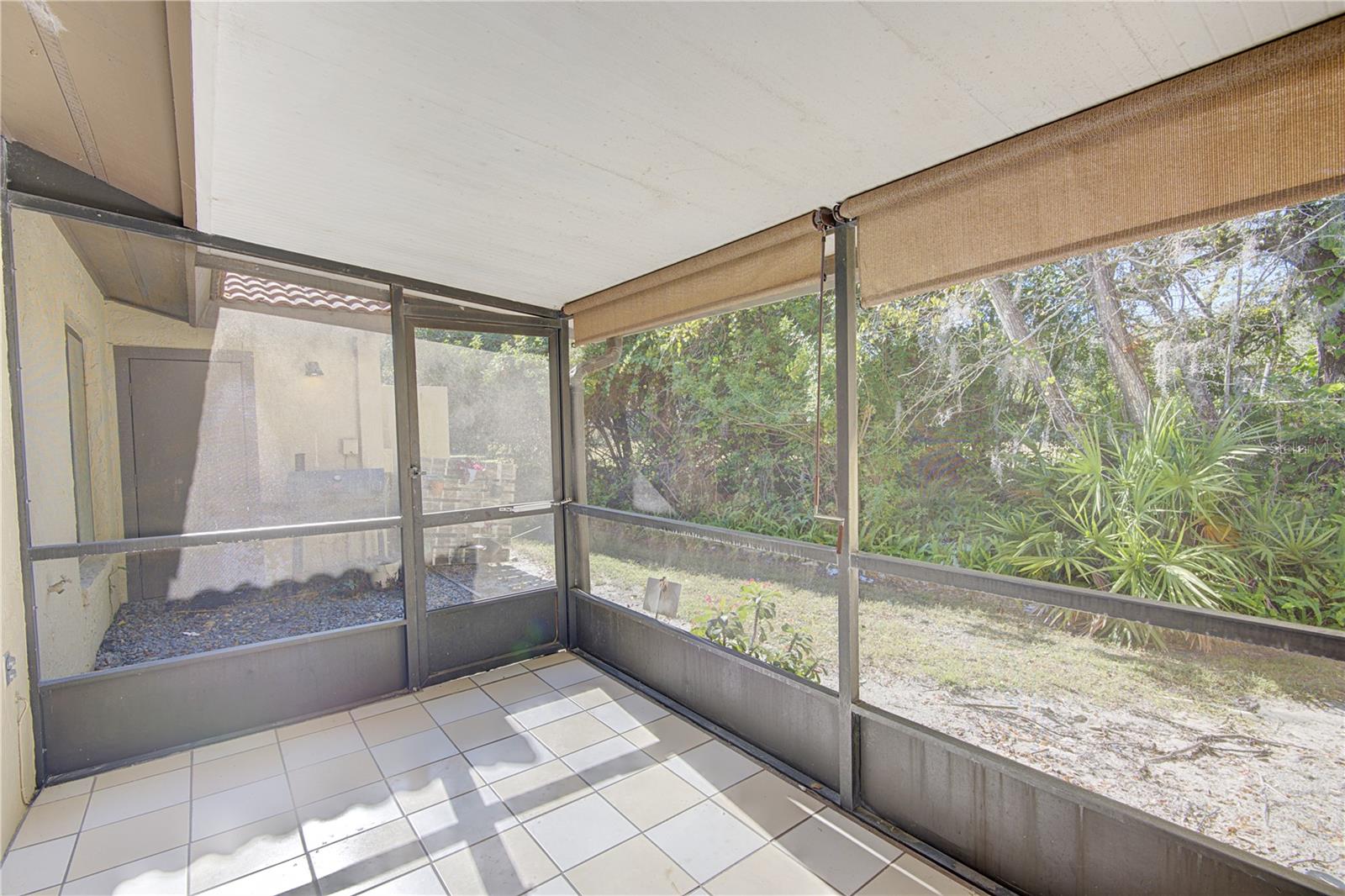 Image 25 of 33 For 506 Club Drive