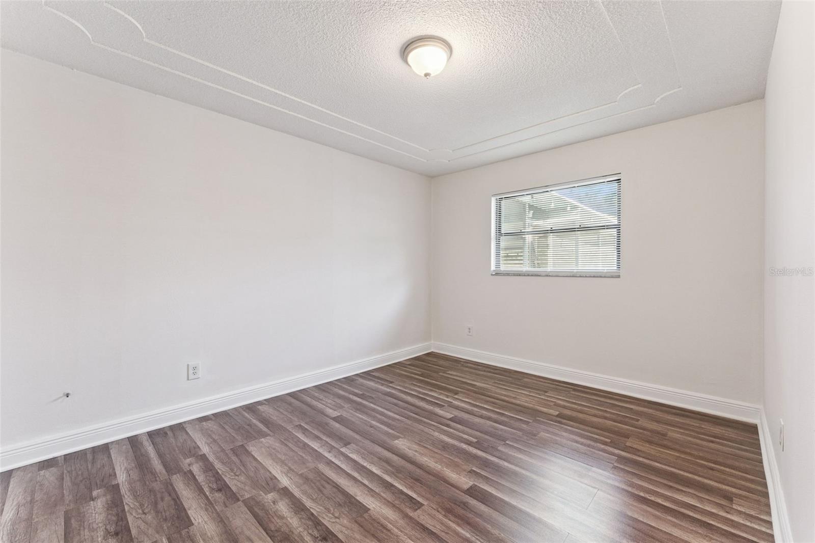 Image 12 of 24 For 831 Nana Avenue