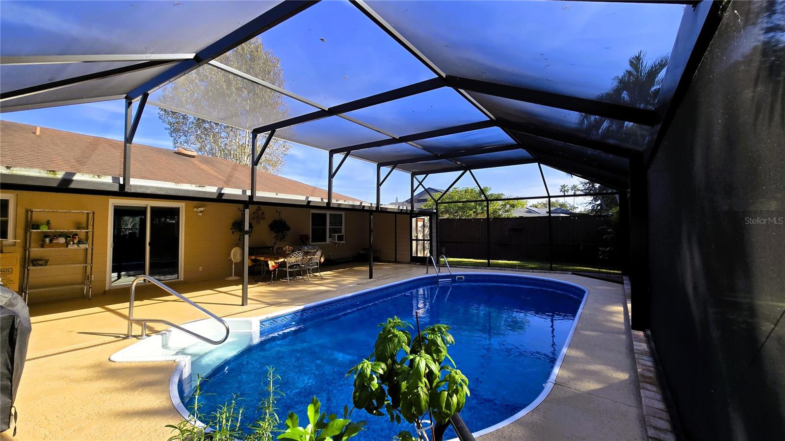 Image 24 of 76 For 434 Kentucky Woods Lane W