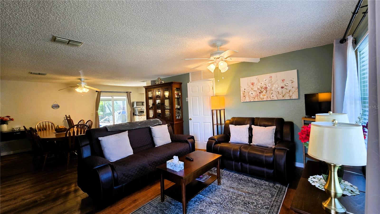 Image 35 of 76 For 434 Kentucky Woods Lane W