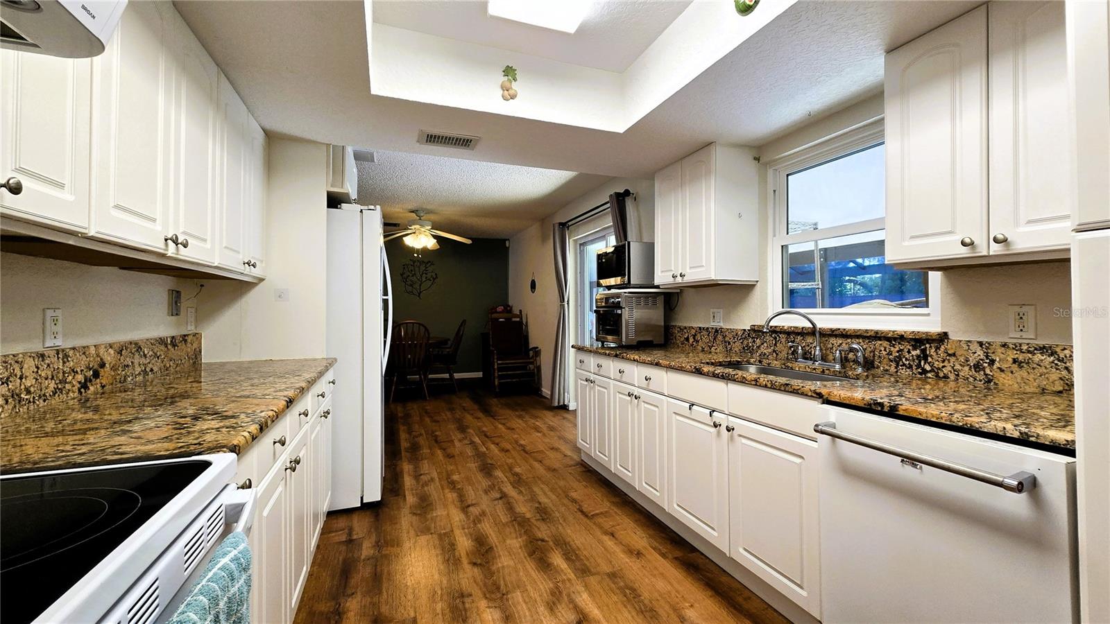 Image 42 of 76 For 434 Kentucky Woods Lane W