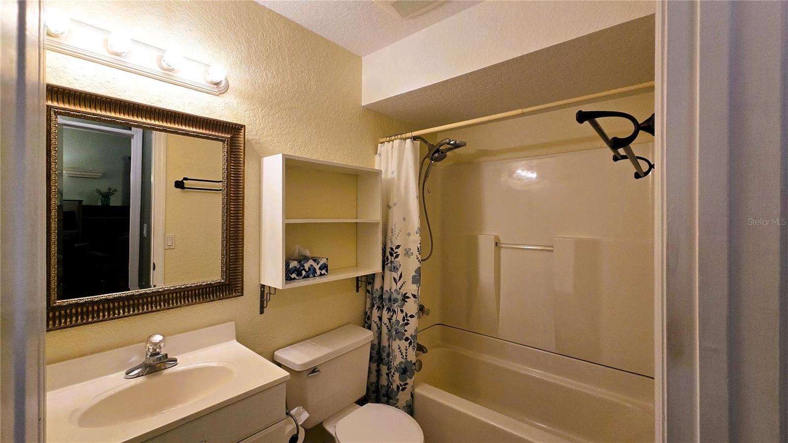 Image 58 of 76 For 434 Kentucky Woods Lane W