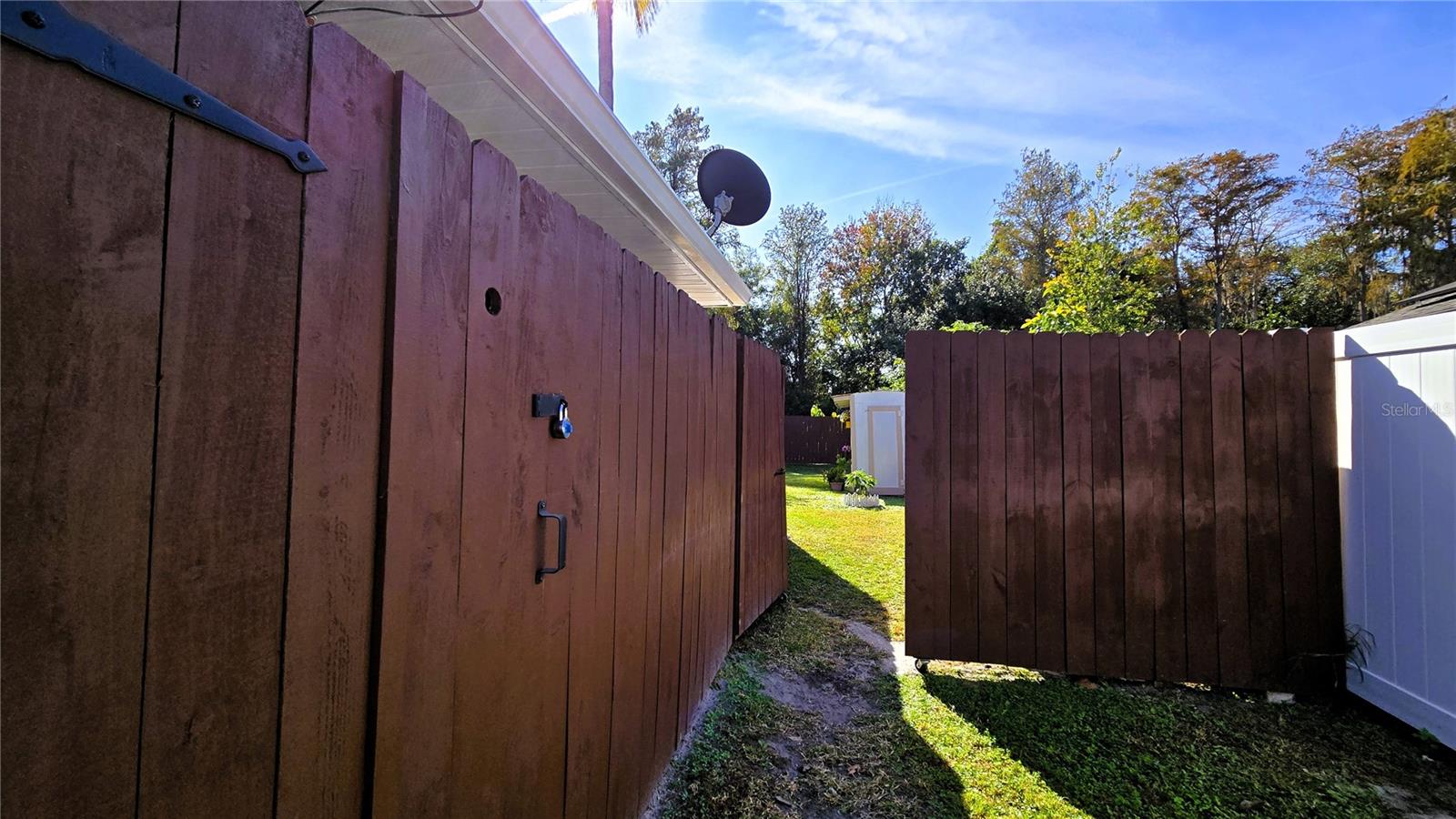 Image 6 of 76 For 434 Kentucky Woods Lane W