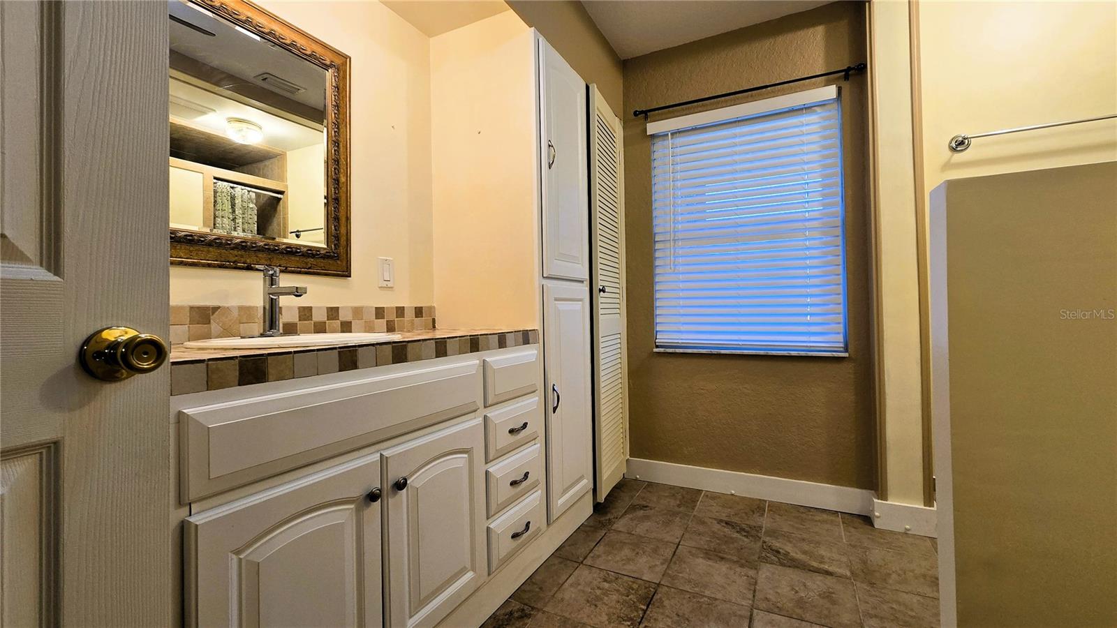 Image 67 of 76 For 434 Kentucky Woods Lane W