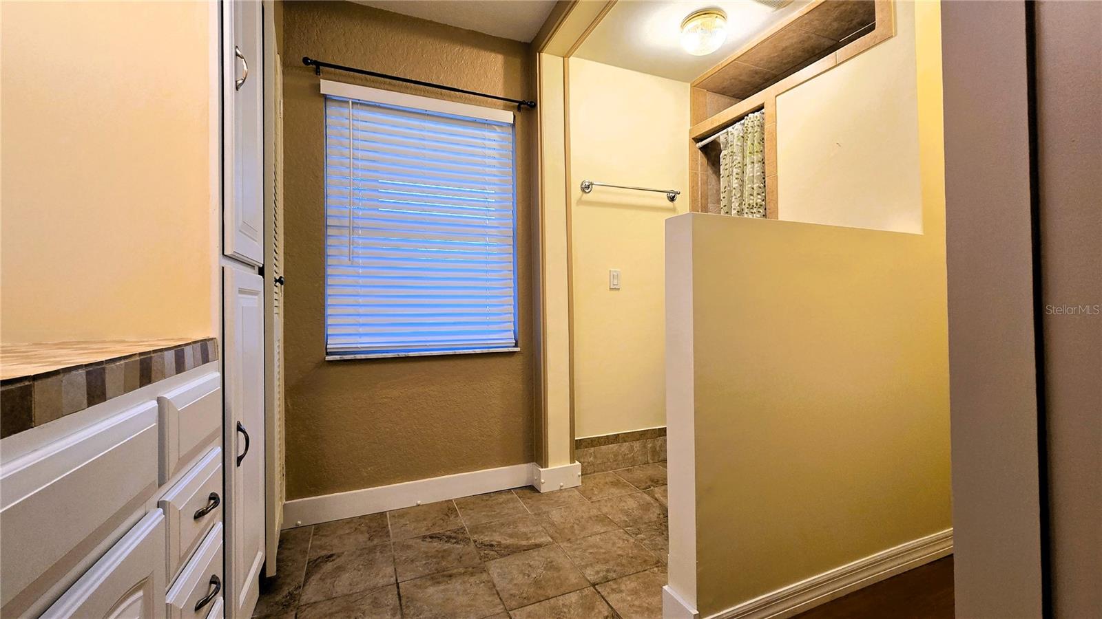 Image 68 of 76 For 434 Kentucky Woods Lane W