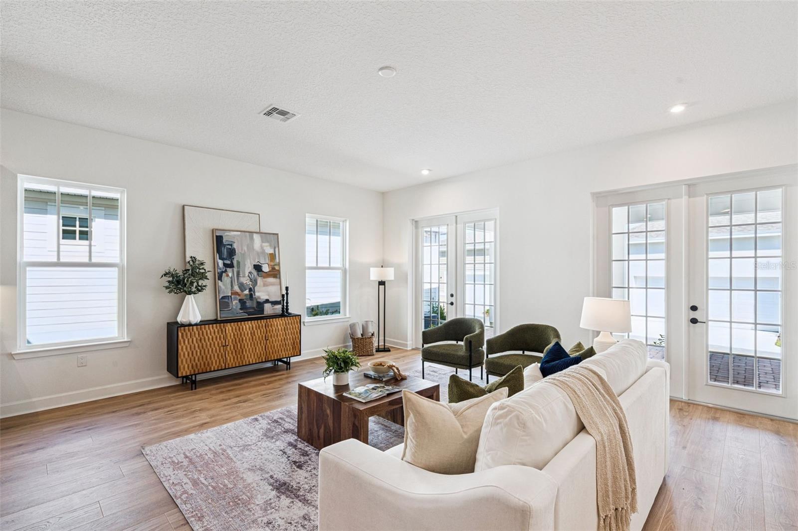 Image 6 of 18 For 1887 Beach Terrace