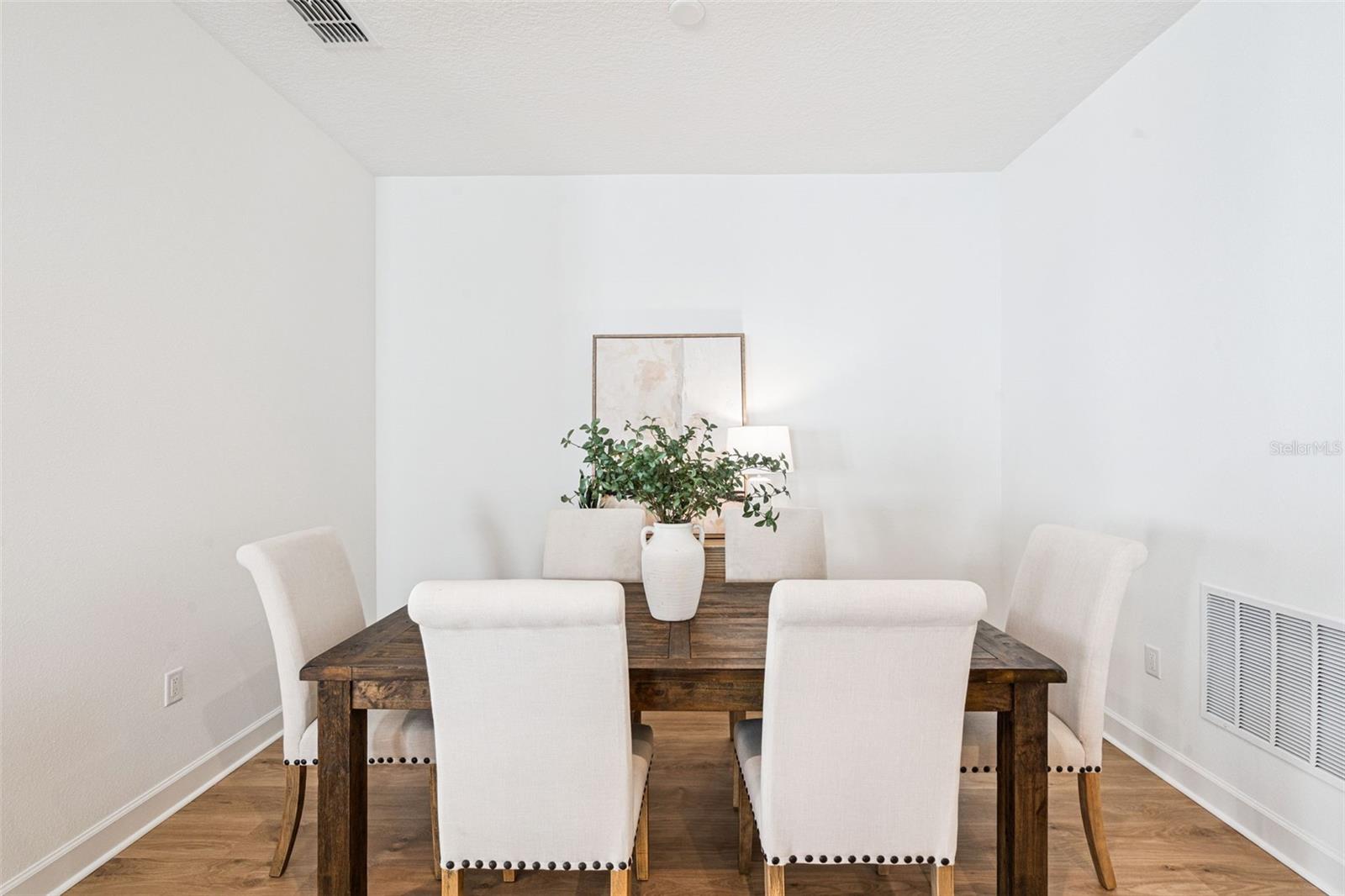 Image 7 of 18 For 1887 Beach Terrace