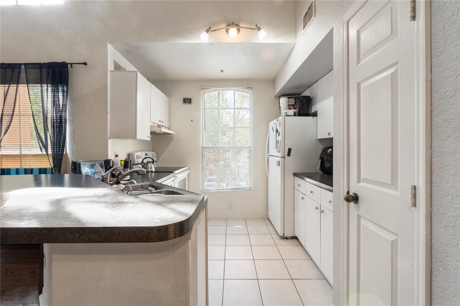 Image 5 of 12 For 6416 Raleigh Street 2615