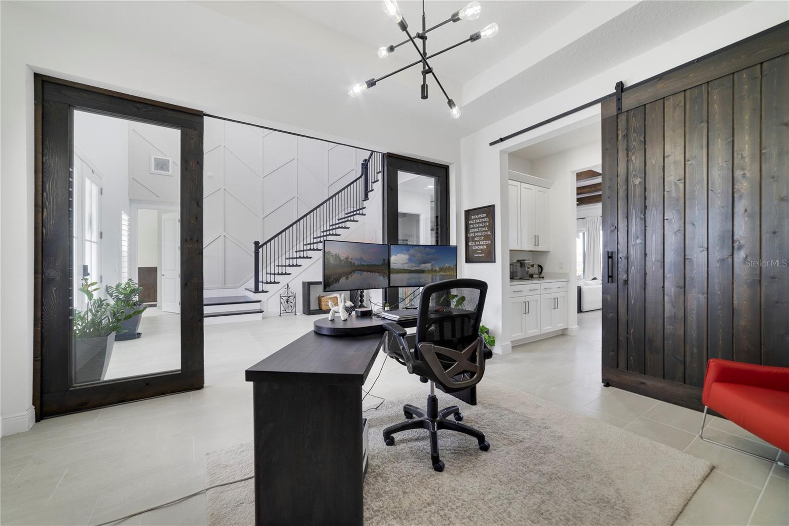 Image 14 of 66 For 9652 English Laurel Court