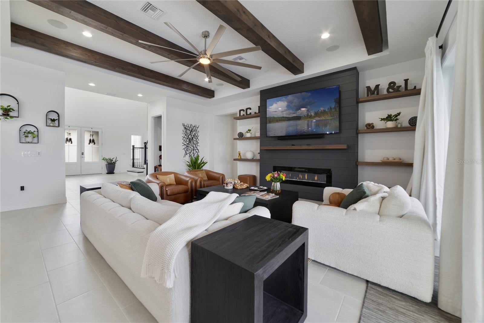 Image 16 of 66 For 9652 English Laurel Court