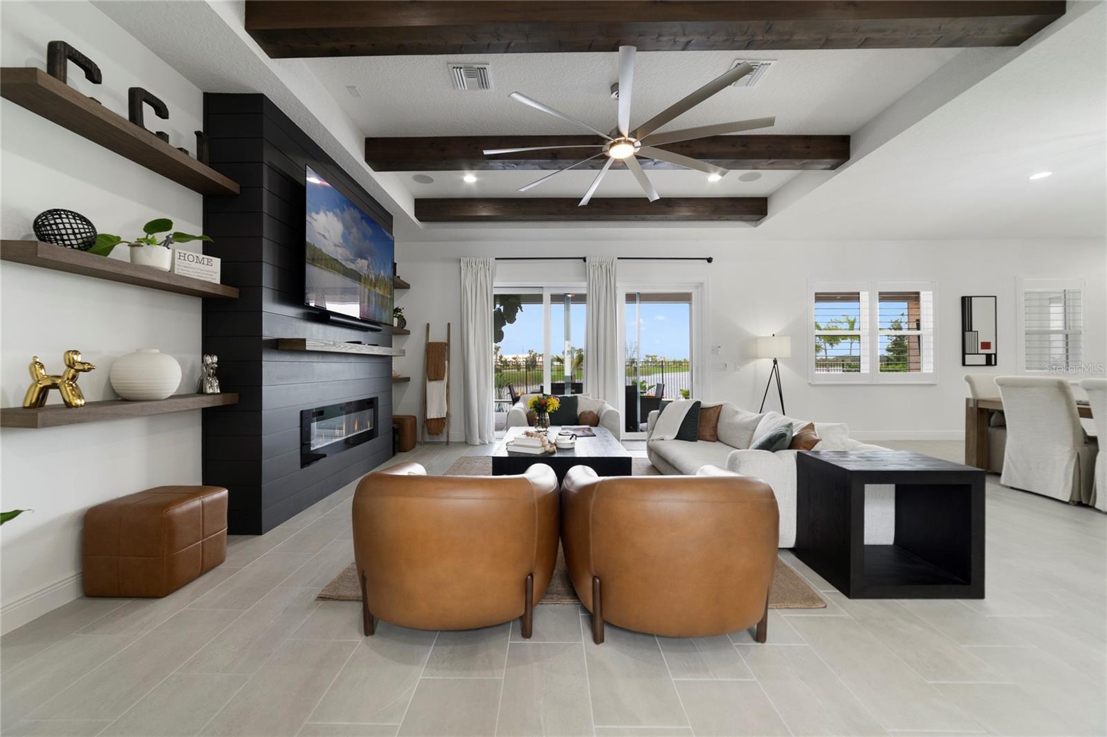 Image 17 of 66 For 9652 English Laurel Court