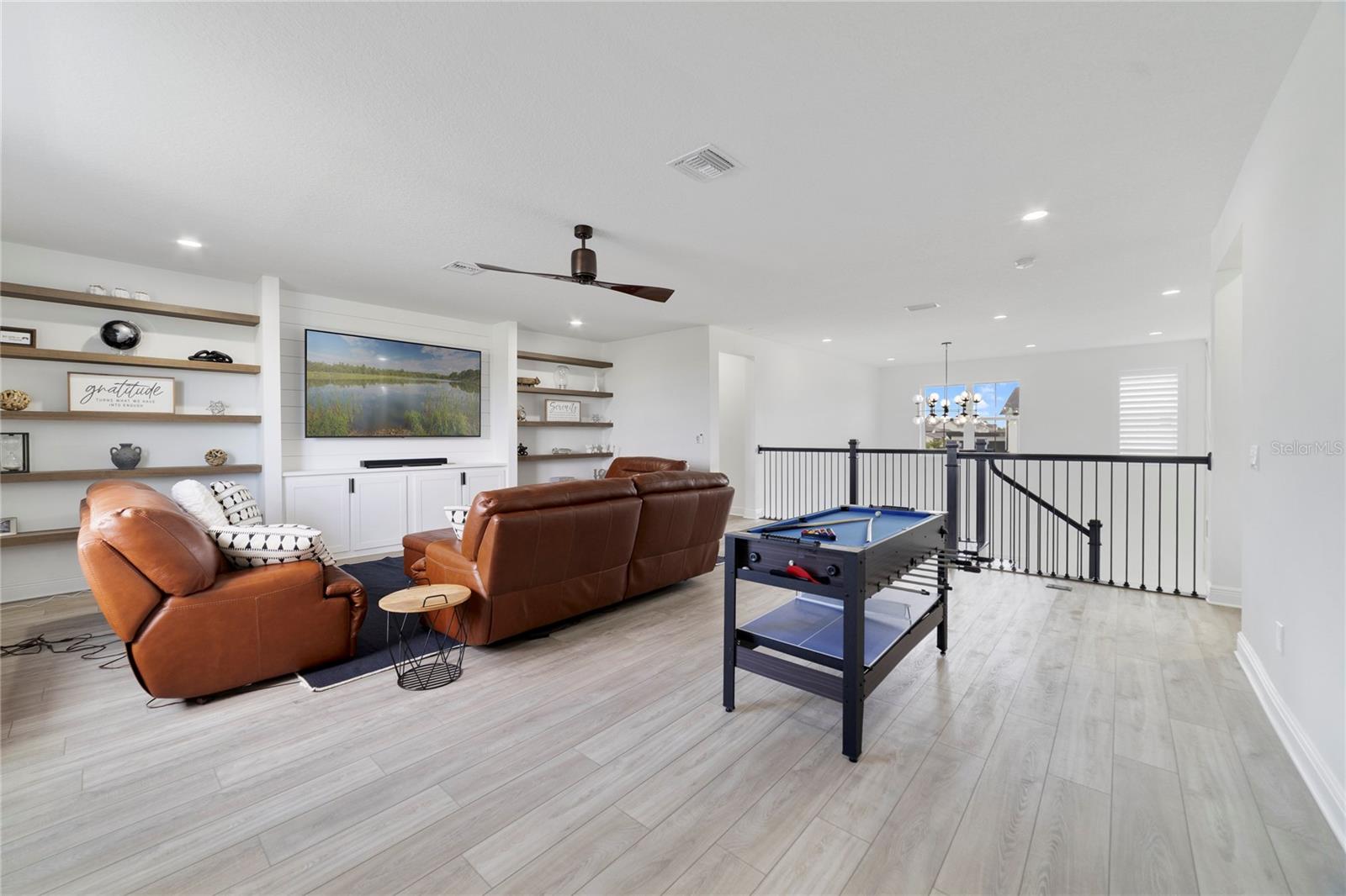 Image 33 of 66 For 9652 English Laurel Court