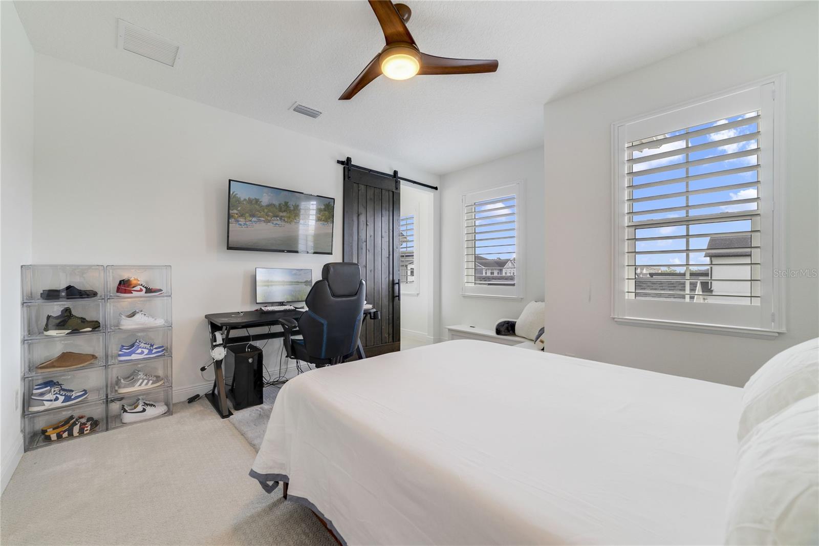 Image 36 of 66 For 9652 English Laurel Court