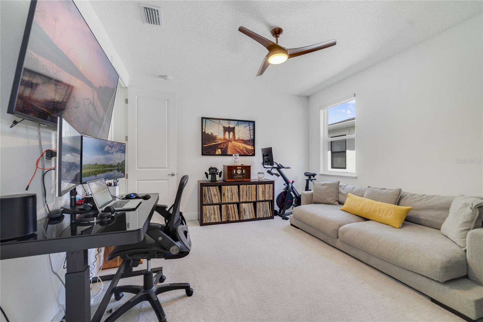 Image 40 of 66 For 9652 English Laurel Court