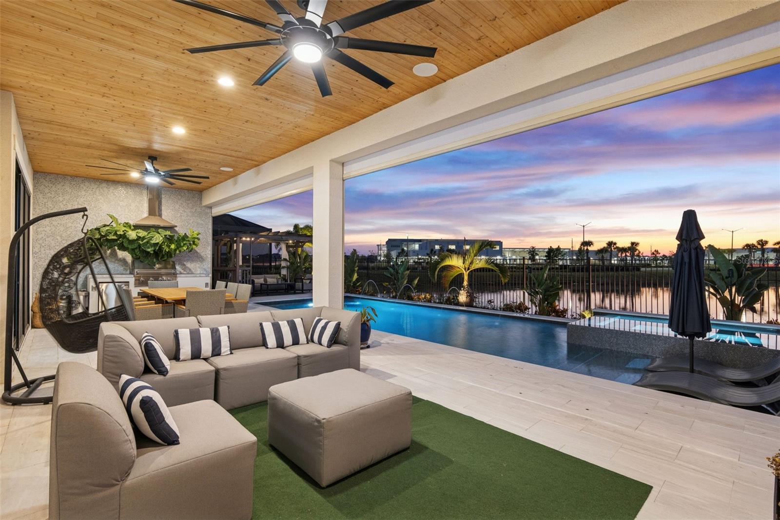 Image 58 of 66 For 9652 English Laurel Court