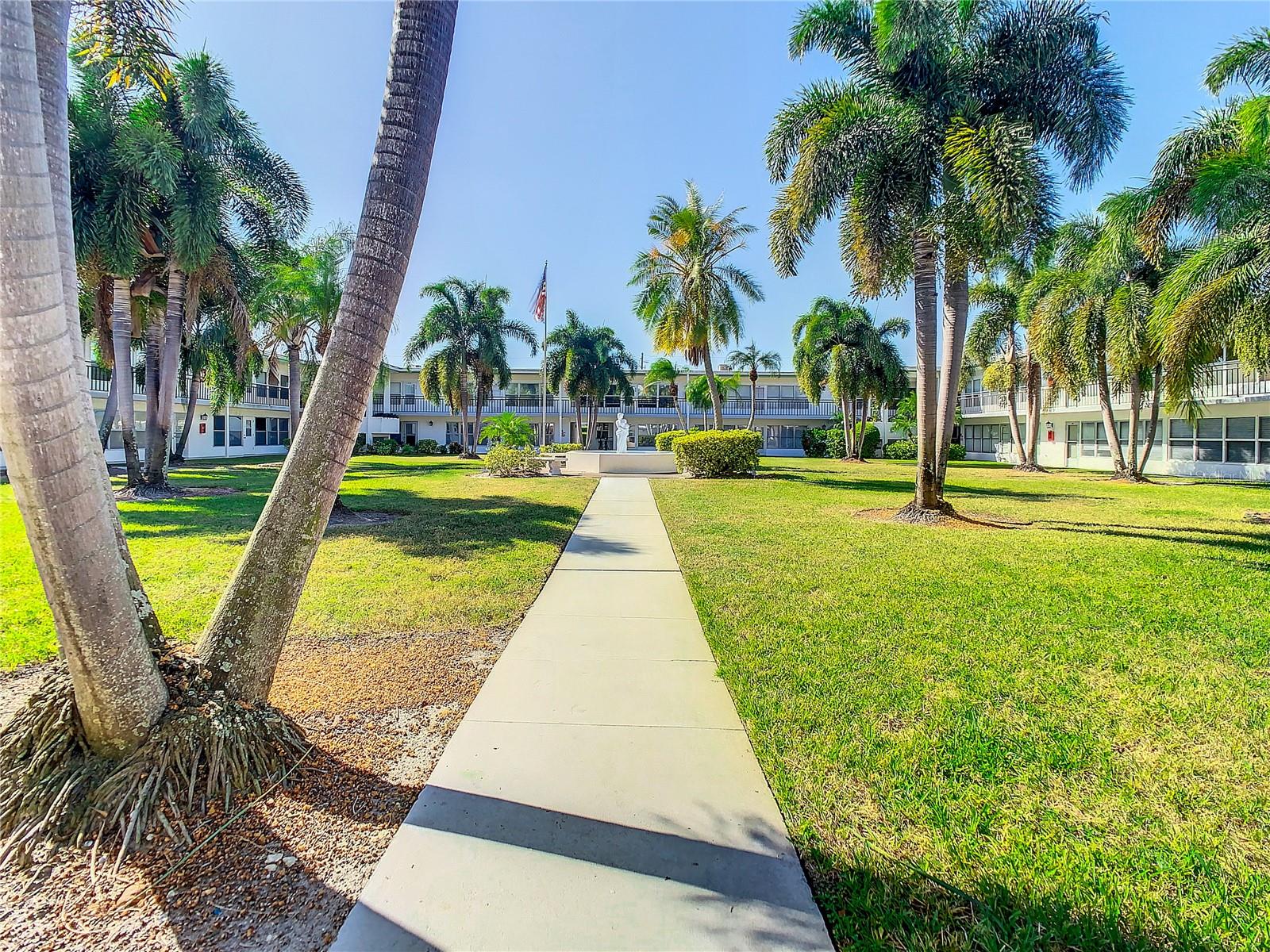 Image 3 of 23 For 3100 Hartford Street N 227