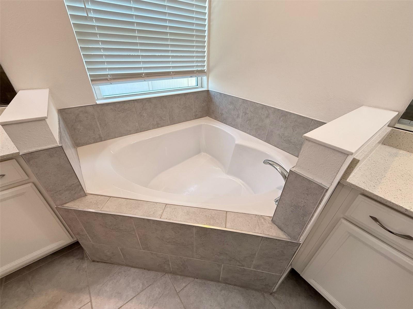 Image 18 of 33 For 201 Messina Place