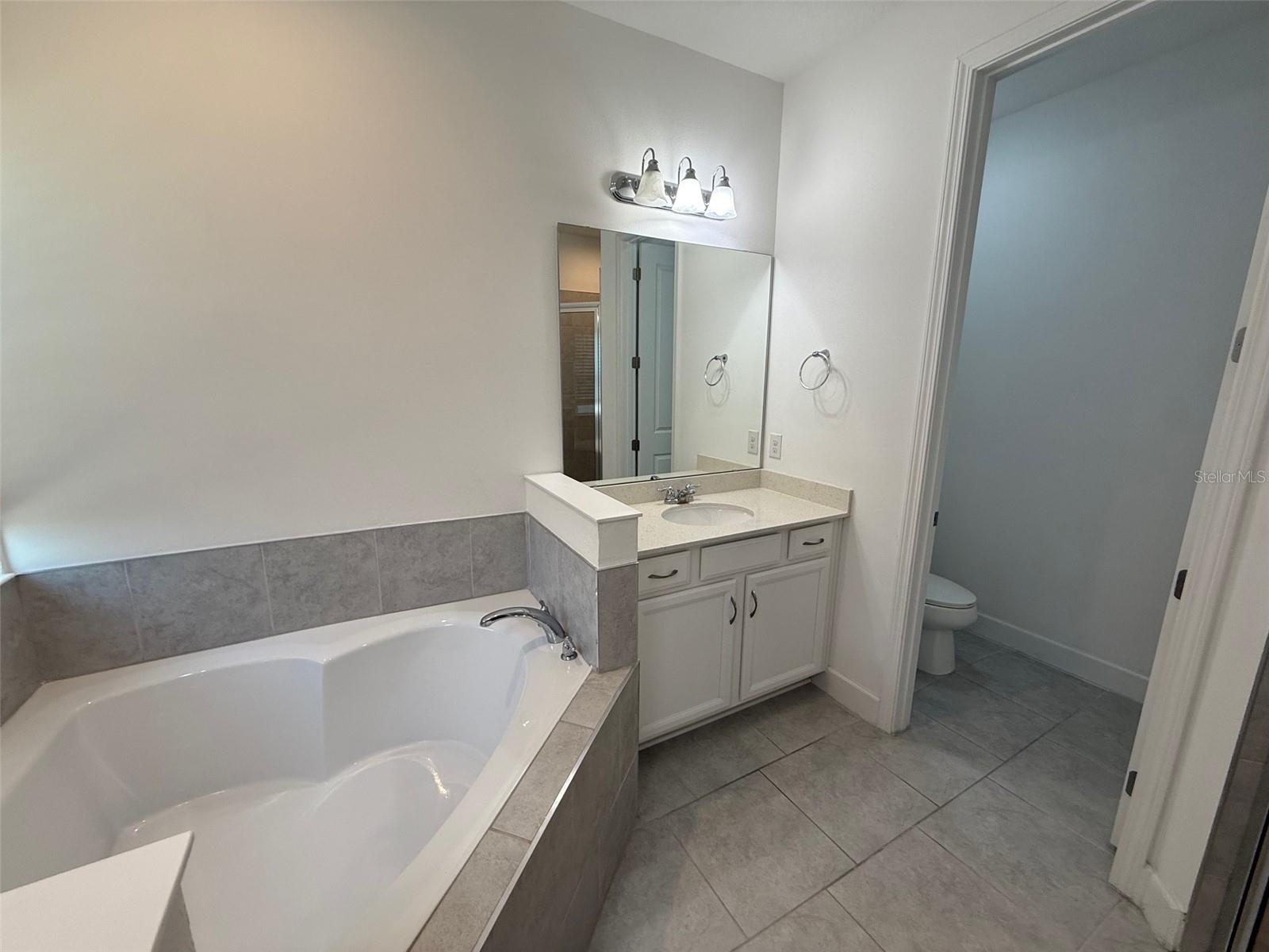 Image 20 of 33 For 201 Messina Place