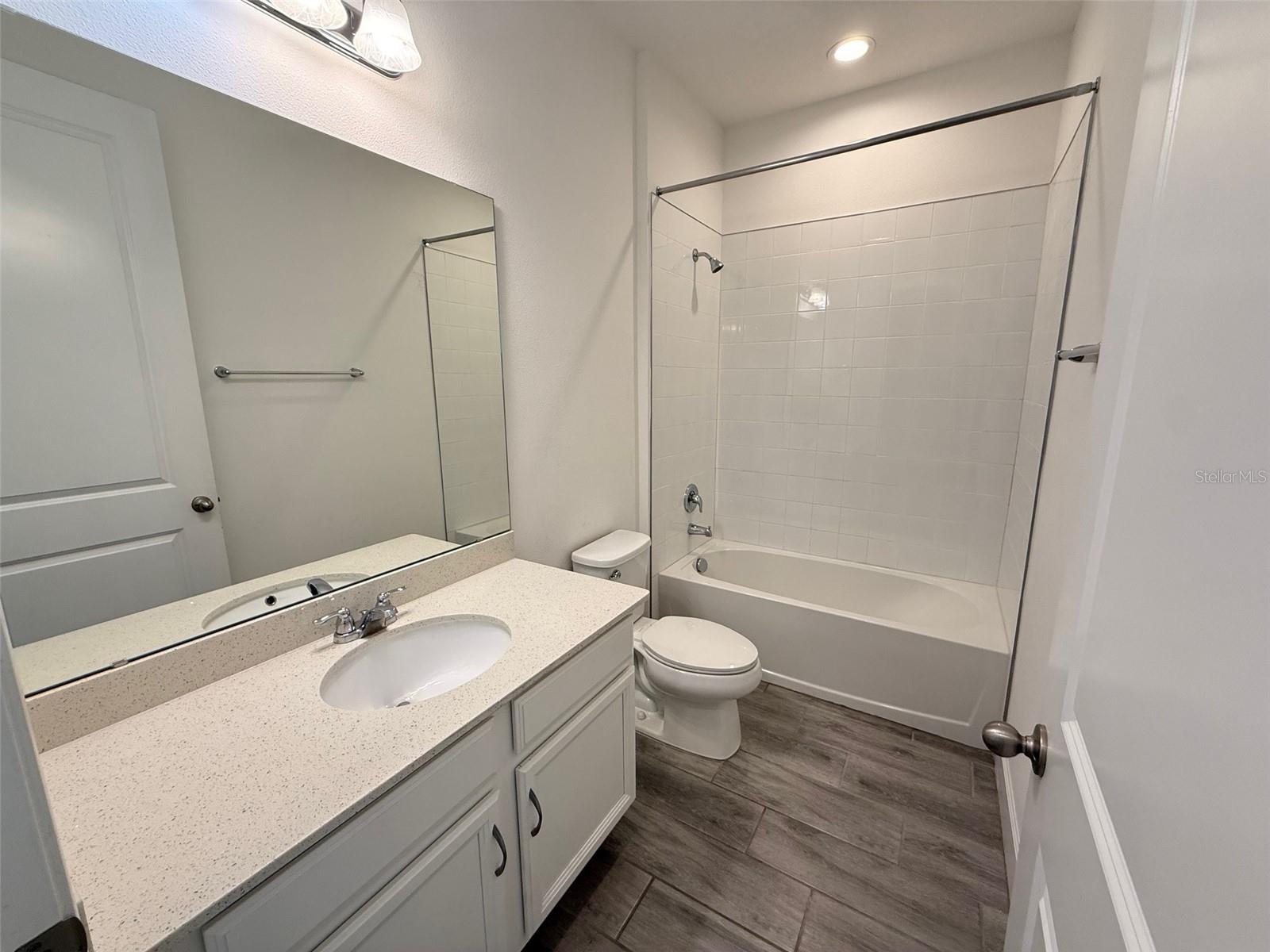 Image 24 of 33 For 201 Messina Place